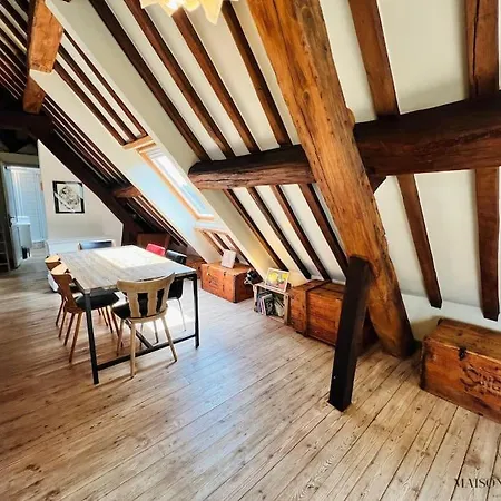 Le Mezzanine De Bonaparte - Calme Au Centre