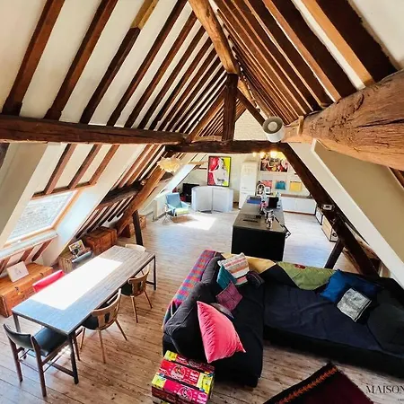Le Mezzanine De Bonaparte - Calme Au Centre